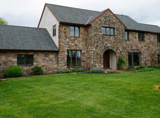 137 Fretz Rd, Telford, PA 18969