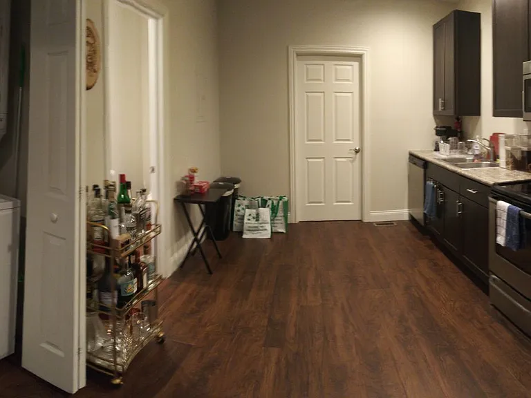 335 S College Ave — Photo 49