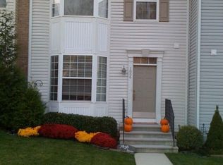 1856 Upper Forde Ln, Hampstead, MD 21074