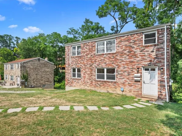 218-220 Pointview Rd, Pittsburgh, PA 15227