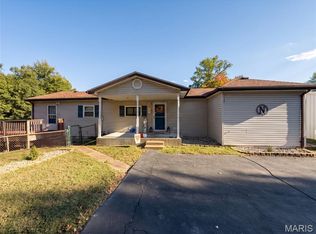 707 Noll Dr, Arnold, MO 63010