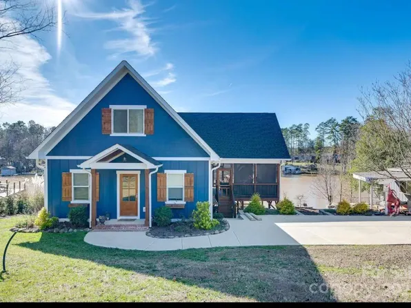 428 Pinehaven Dr, New London, NC 28127