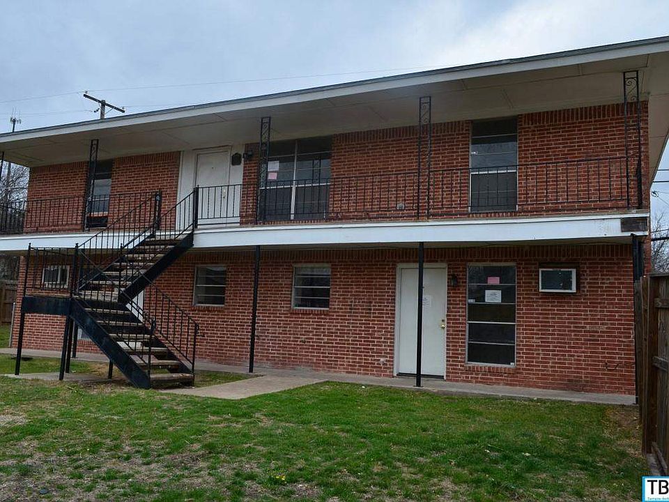 1st image of 703 Casa Dr