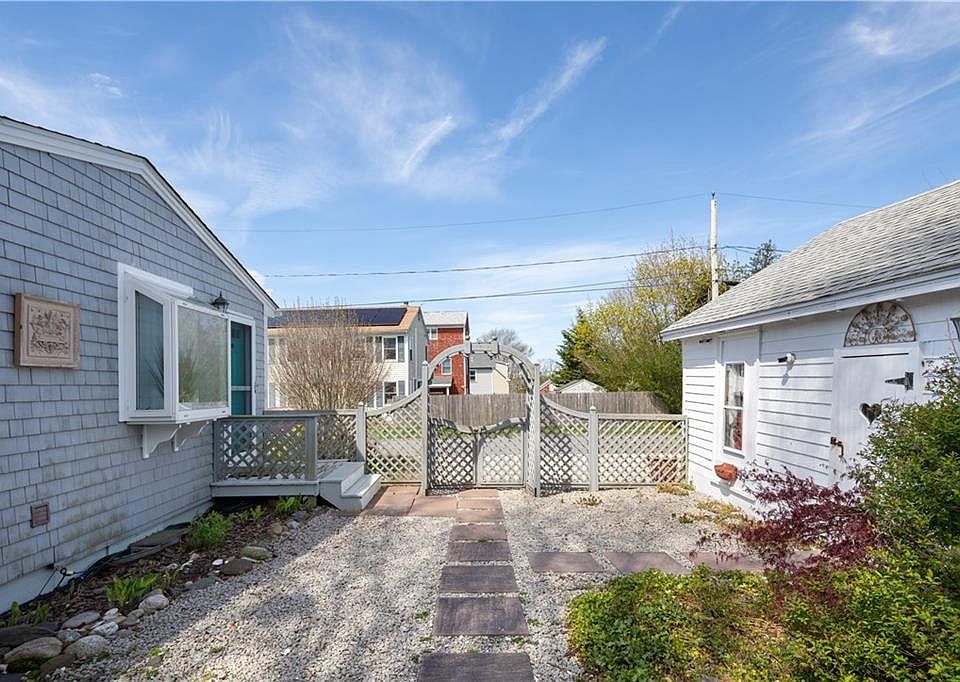 57 Renfrew Ave, Middletown, RI 02842 Zillow