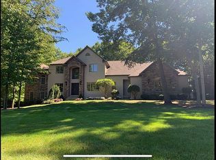 1208 Kings Ridge Blvd, Wadsworth, OH 44281