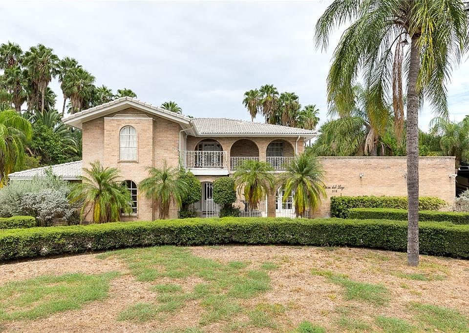 1st image of 3119 Lake Shore Dr