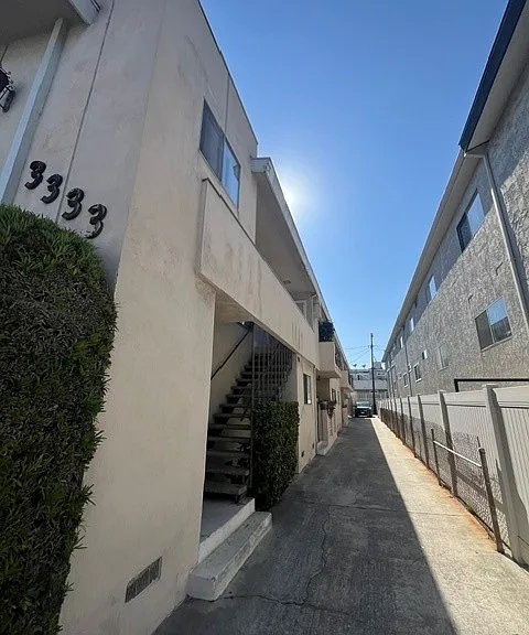3333 Bagley Ave — Photo 4