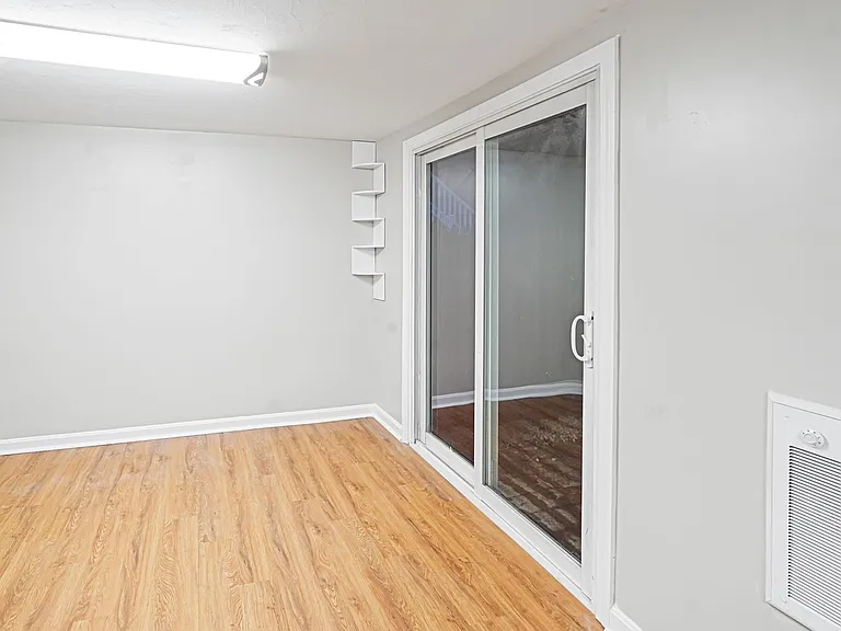 5-9 Debra Ln — Photo 6
