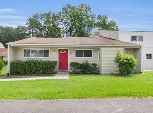 125 Pirates Rd #5, New Bern, NC 28562