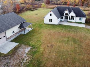 6593 Springborn Rd, China, MI 48054