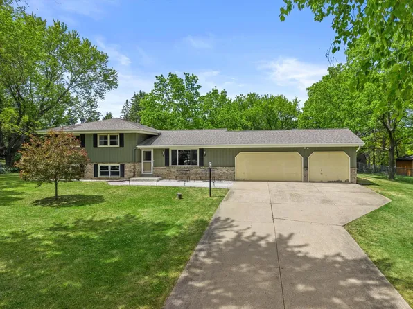 S69W22340 Sonoma WAY, Big Bend, WI 53103