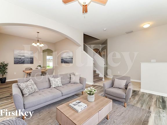 3rd image of 10614 Shady Branch Dr