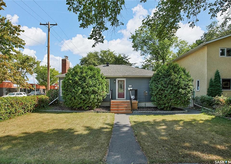 1st image of 930 6th AVENUE N