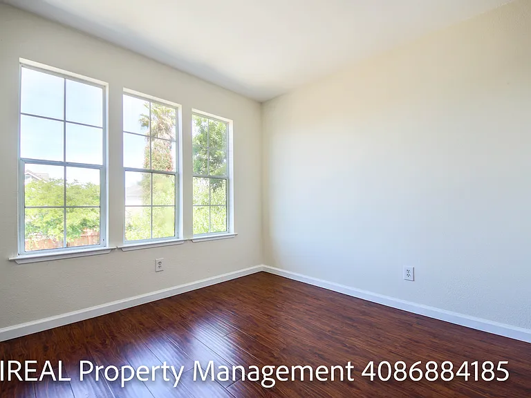 4202 Cambridge Way — Photo 31