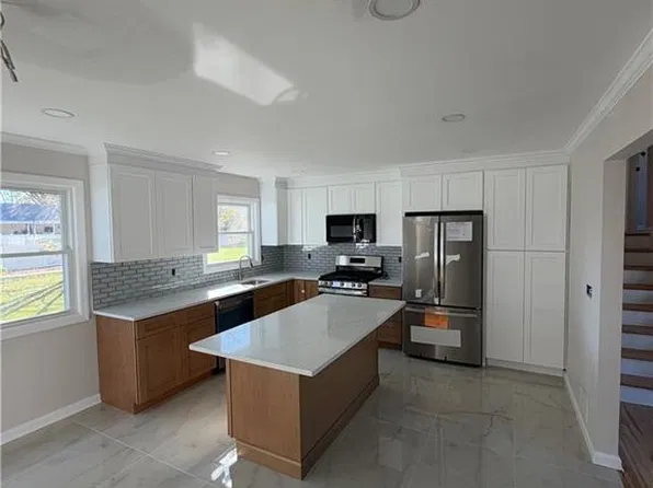 218 Summit Ave, Fords, NJ 08863