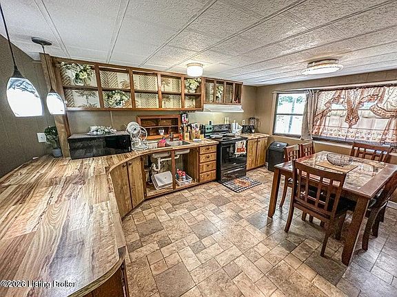 5th image of 2199 Eveleigh Rd