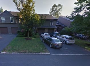 27A Chicopee Dr, Princeton, NJ 08540
