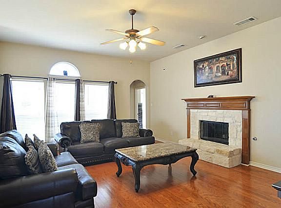 4th image of 1783 Polo Heights Dr