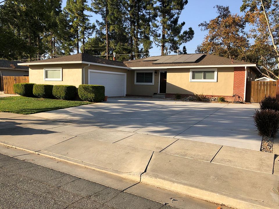 1st image of 421 Arnold Dr