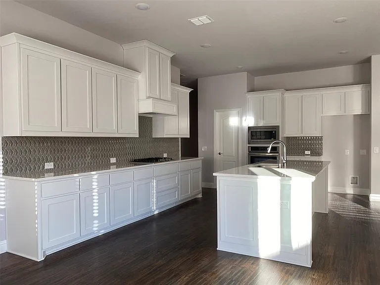 616 New Marion Rd — Photo 8