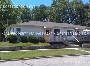 1802 Loftsgordon Ave, Madison, WI 53704