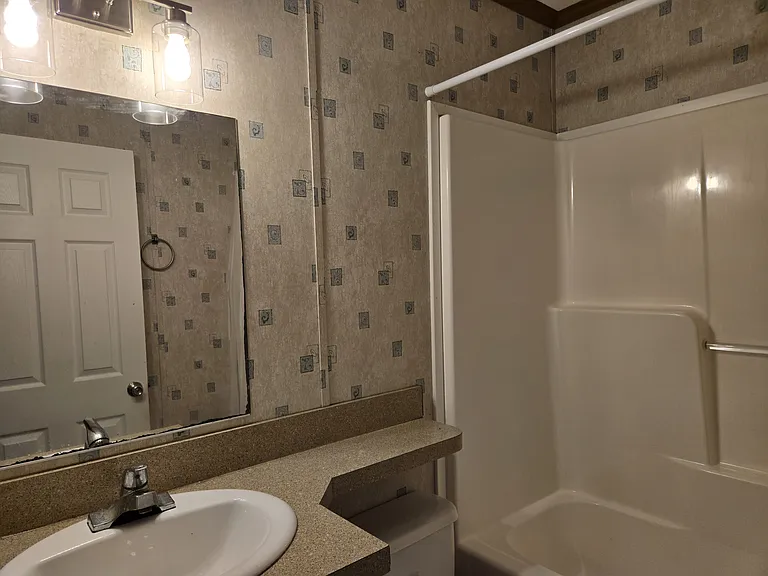 107 Rayewood Dr — Photo 23