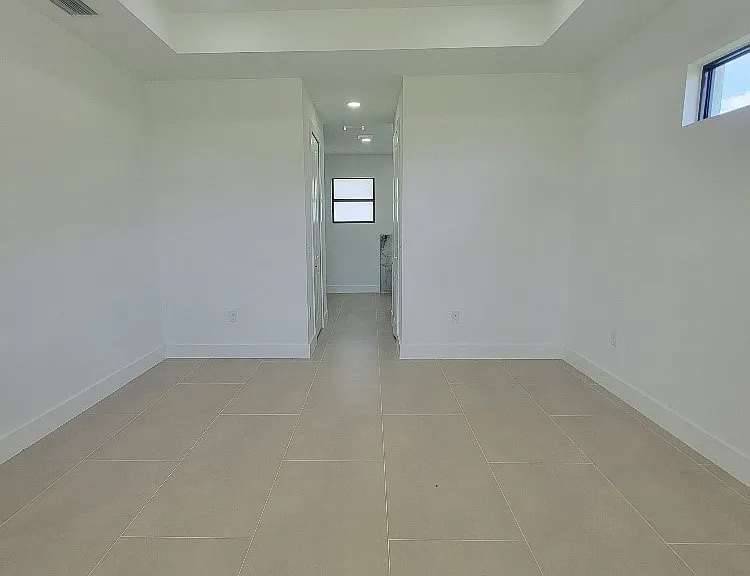 708 Godwid Ave S — Photo 17