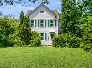 696 High St, Naugatuck, CT 06770