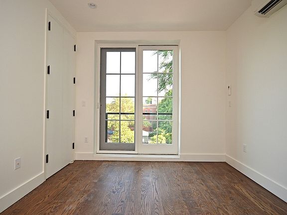 2nd image of 159 Winthrop St #2RR