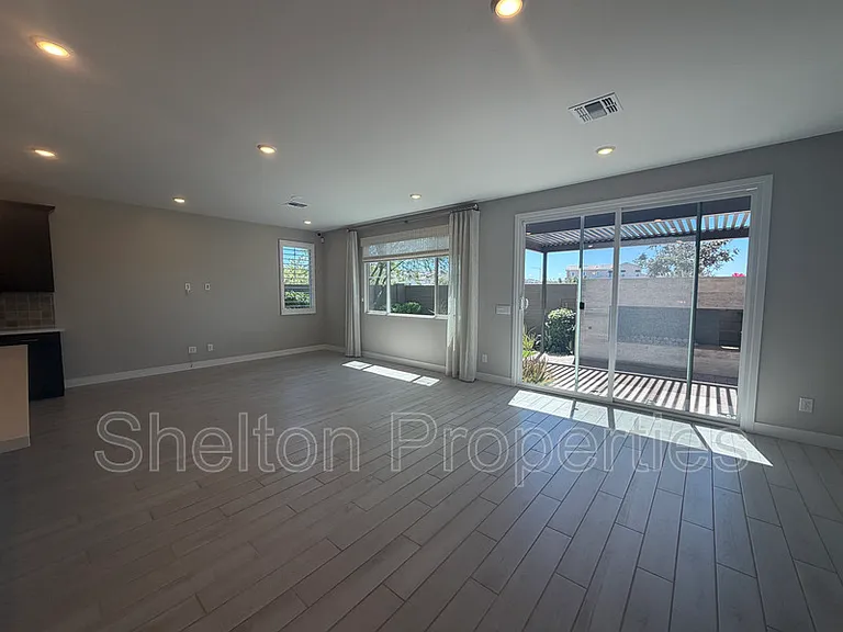 26329 N 24th Dr — Photo 11