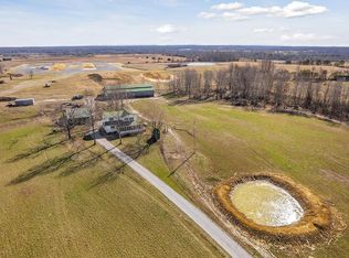 1736 Dripping Springs Rd, Monterey, TN 38574