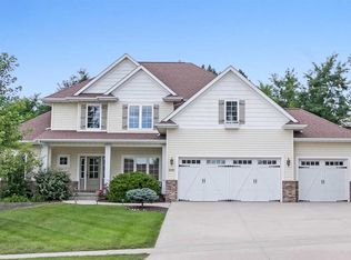 1989 Ollinger Dr, Coralville, IA 52241