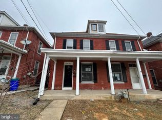 21 N Queen St, Shippensburg, PA 17257