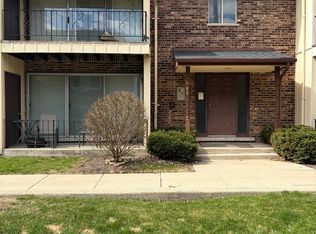 7131 Hickory St APT 6, Tinley Park, IL 60477