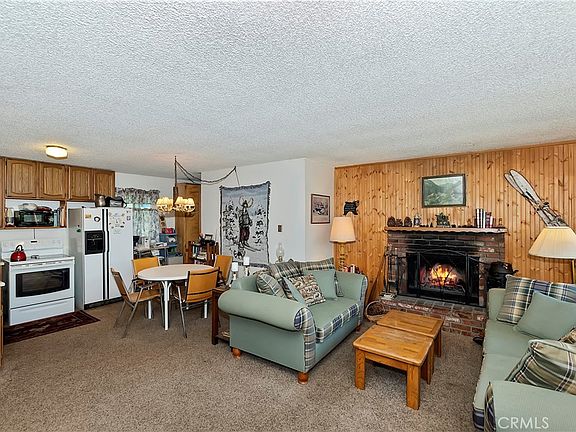 4th image of 432 E Big Bear Blvd