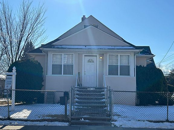2nd image of 265 Delawanna Ave