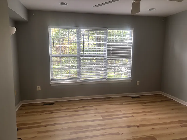 2489 Quick St #102 — Photo 10