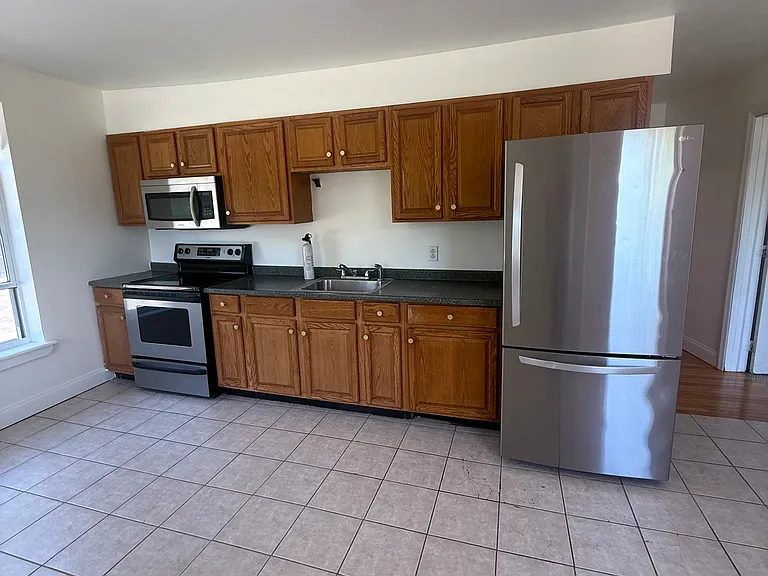 2 Morris Ave #203 — Photo 23