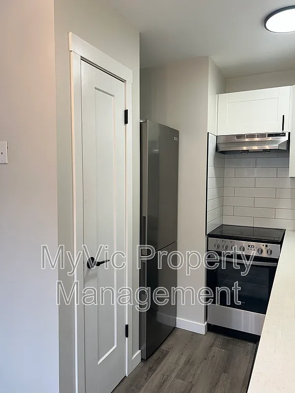 Poplar Pointe — Photo 4