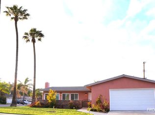 8121 Malloy Dr, Huntington Beach, CA 92646