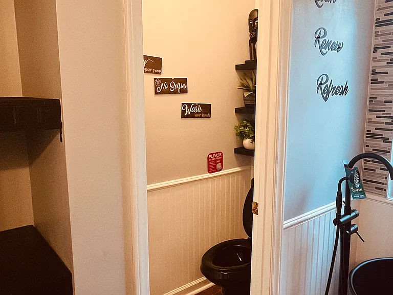 816 Summit St — Photo 20