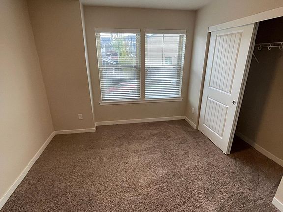 3rd image of 5801 NE 60th St