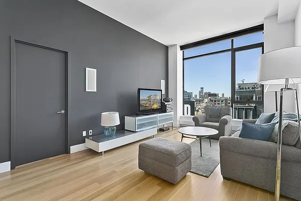 Sold by Compass | media 1