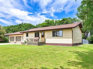 818 Birch Ave, Barney, ND 58081