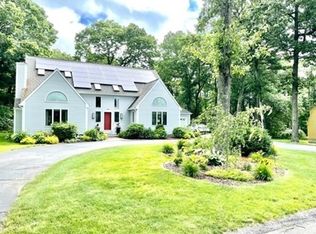107 Heights Of Hill St, Northbridge, MA 01534