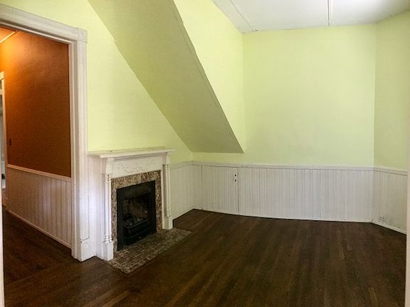 5th image of 500 S Mendenhall St APT 1