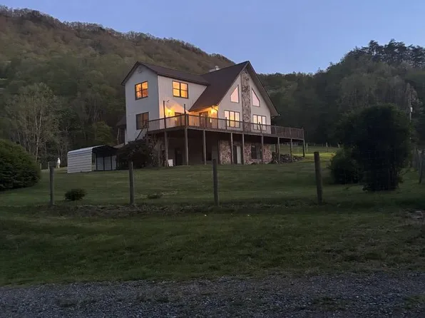 1125 Laurel Creek Ln, Broadford, VA 24316