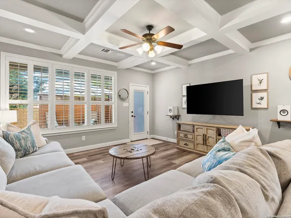 213 Derby, Boerne, TX 78006