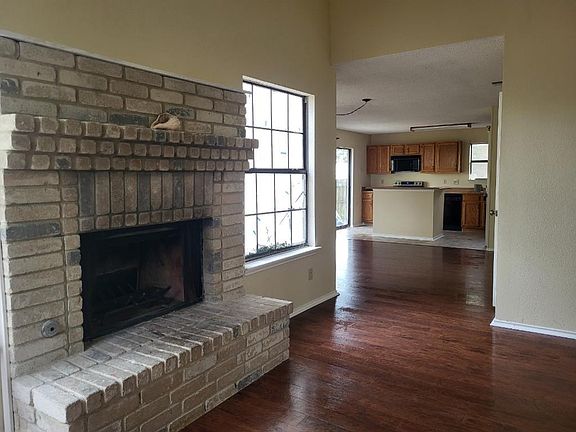2nd image of 13811 Cane Dr