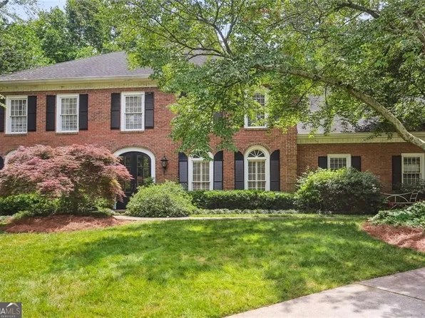 310 Cameron Ridge Dr NW, Atlanta, GA 30328